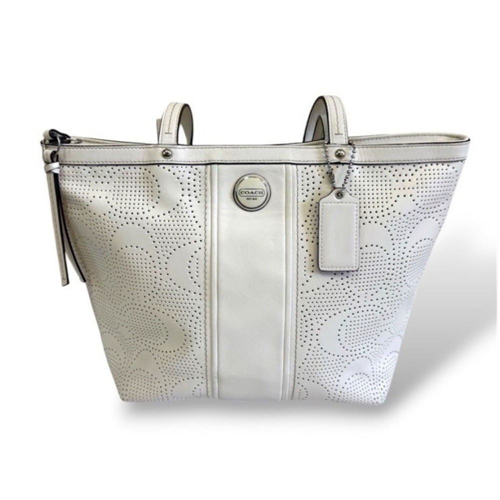 COACH Perforated C Logo Ivory Leather Shoulder Tote Bag F21941 Summer Designer